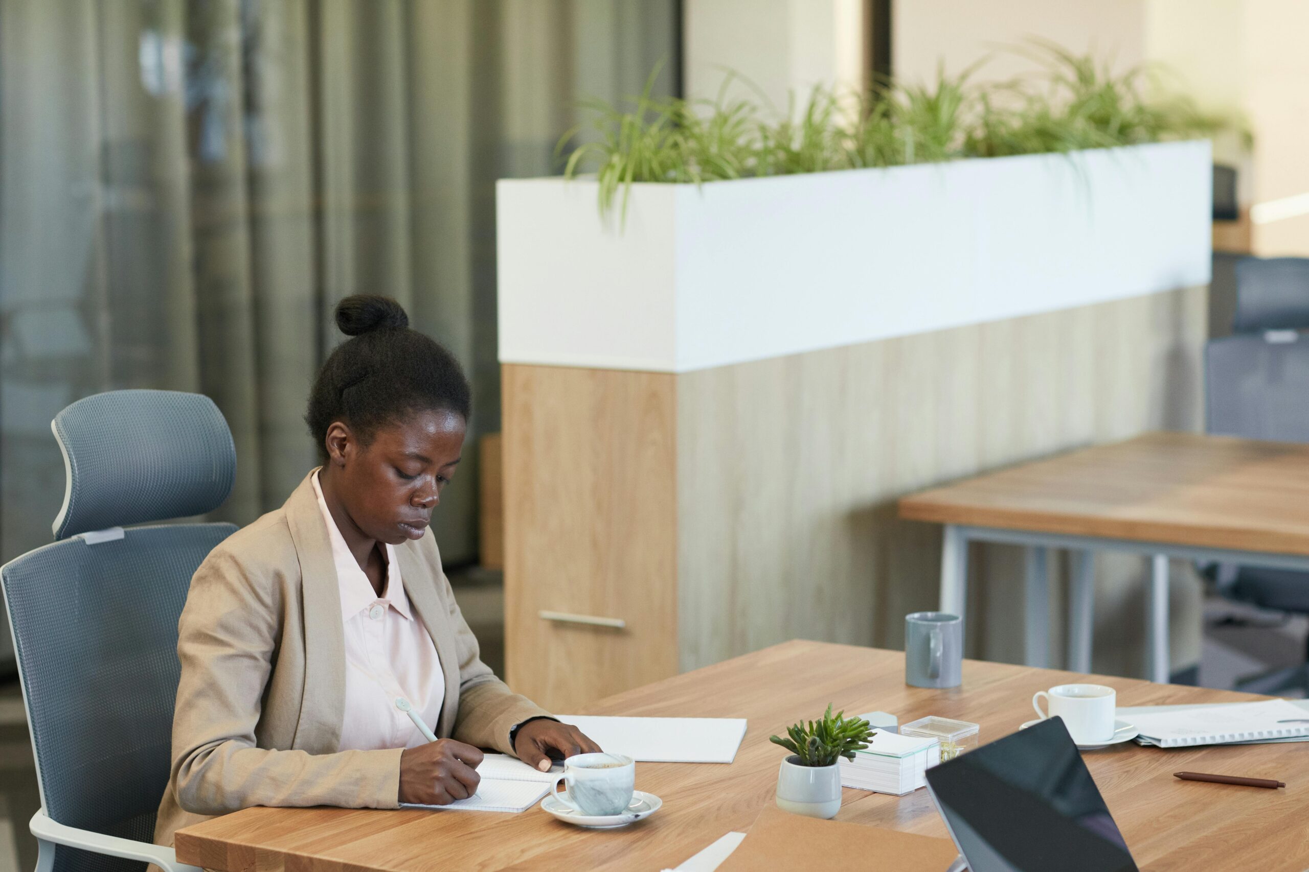 Smart tips to help you plan and afford your first patent—without draining your startup’s runway.
