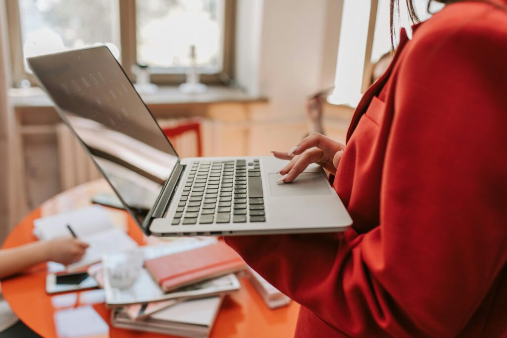 You’re never stuck staring at a blank screen. You’re never left wondering what to do next. The system nudges you forward with clear next steps.