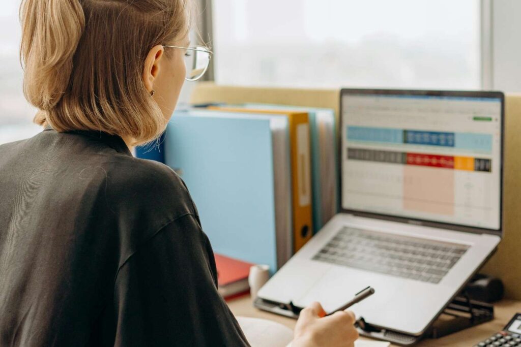 Without integrating competitive intelligence into your broader business strategy, you fail to capture these commercial signals and adjust accordingly.