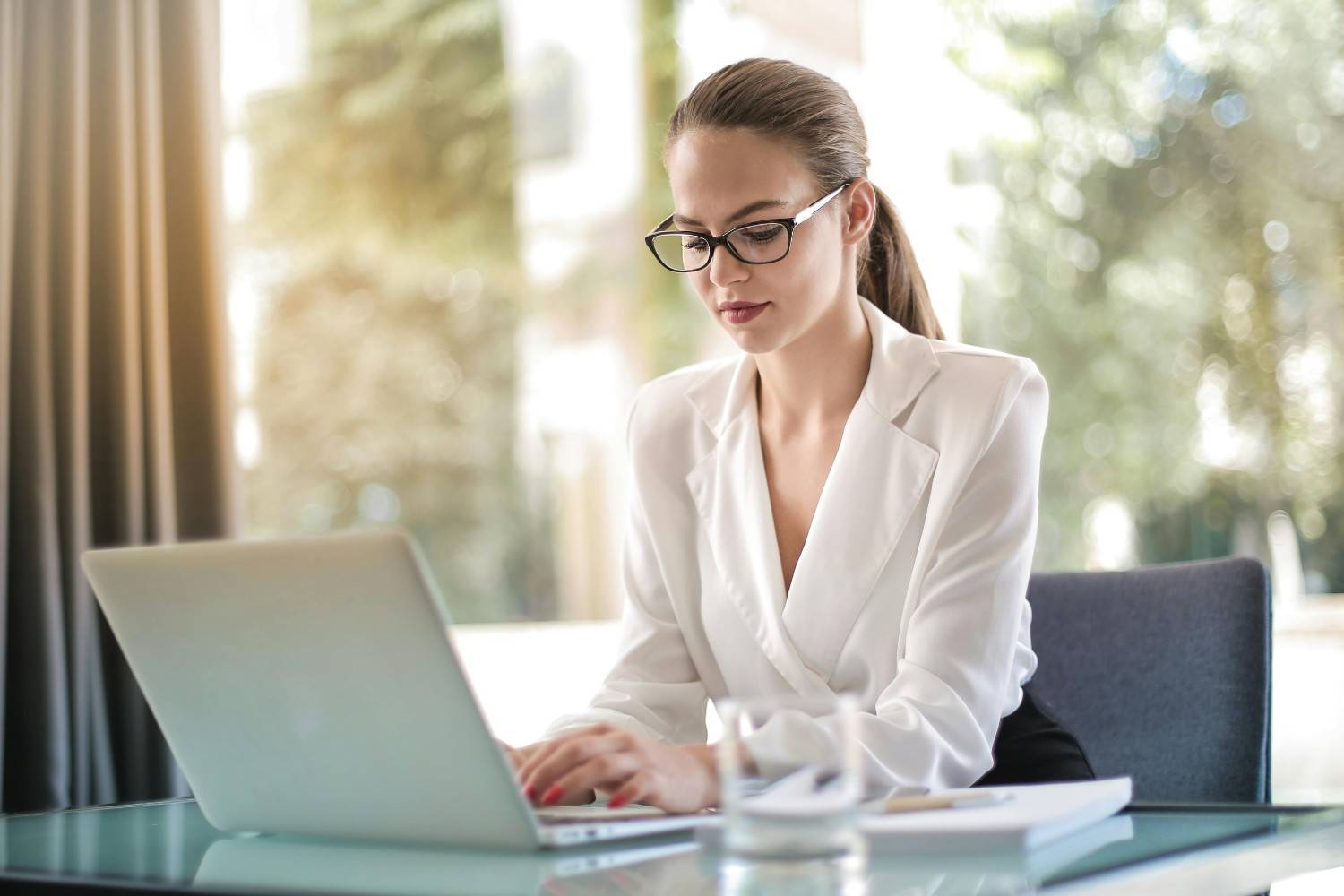 AI speeds things up—but humans make it safe. See how attorney oversight protects your IP and helps you avoid costly patent errors.