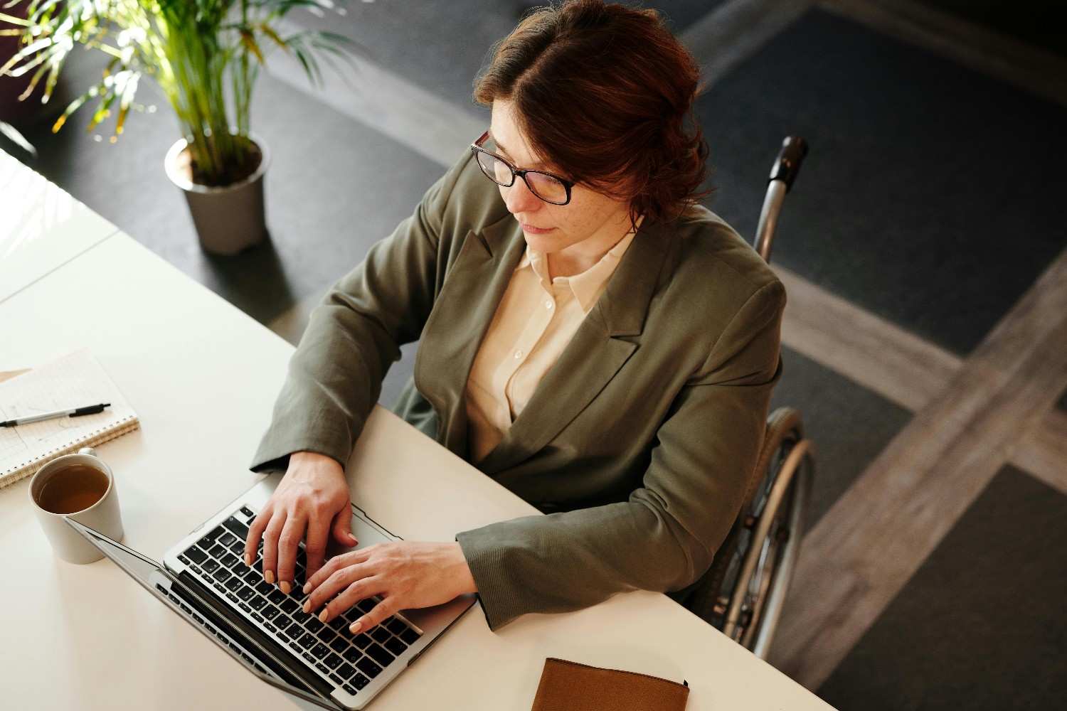 Discover the winning combo: AI speed plus human judgment for prior art searches that are faster, smarter, and more reliable.