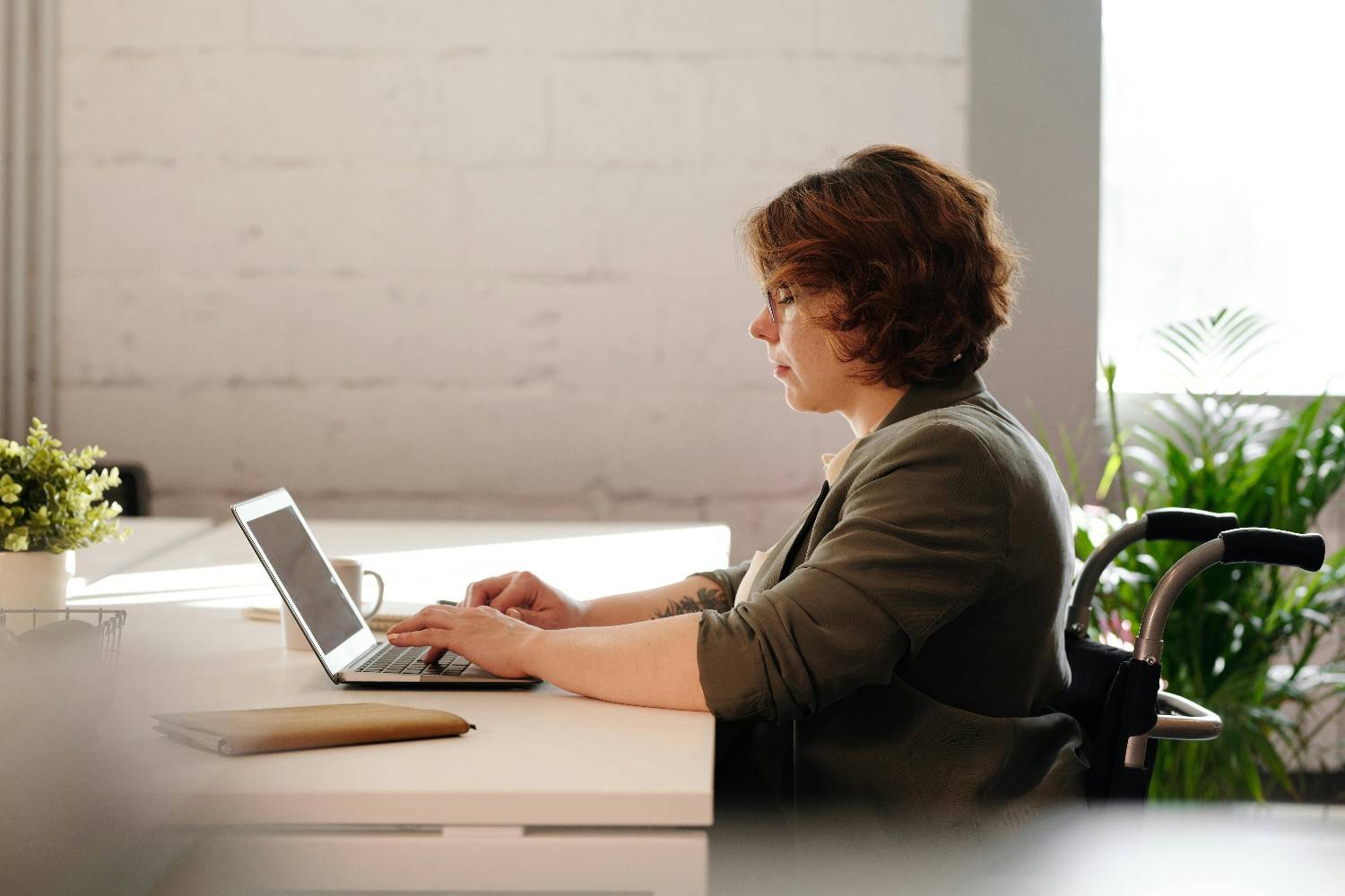 Patent law firms are embracing AI search tools to save time, cut costs, and deliver better results. Here’s why it matters.