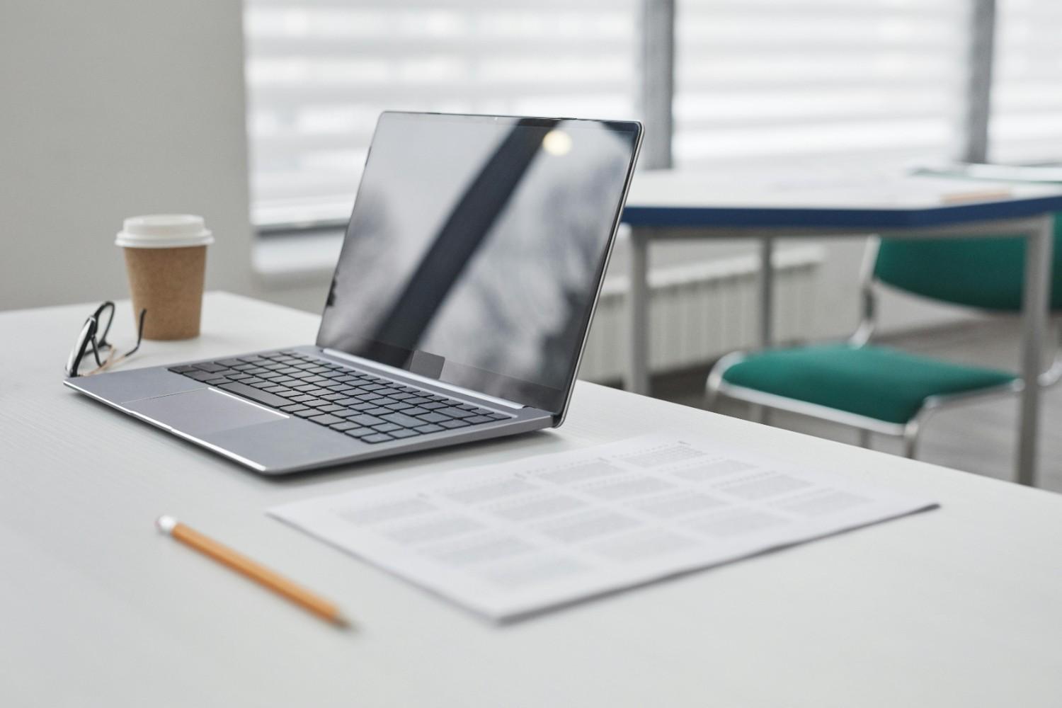 Learn the biggest legal pitfalls of using AI for IP filings—and how to avoid mistakes that could cost your startup.
