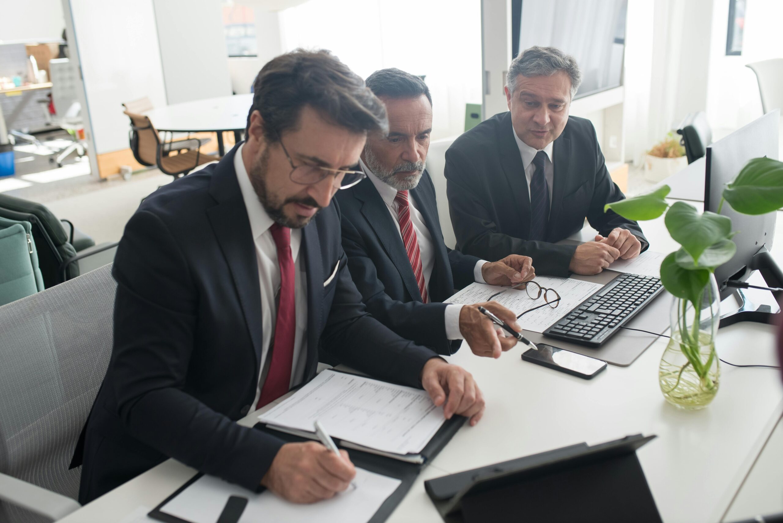 The Best Way to Track Patent Status Automatically