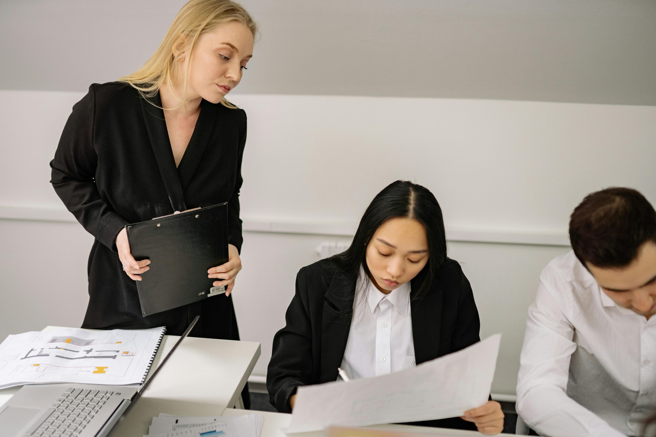 Using LegalTech to Track Patent Deadlines and Renewals Automatically