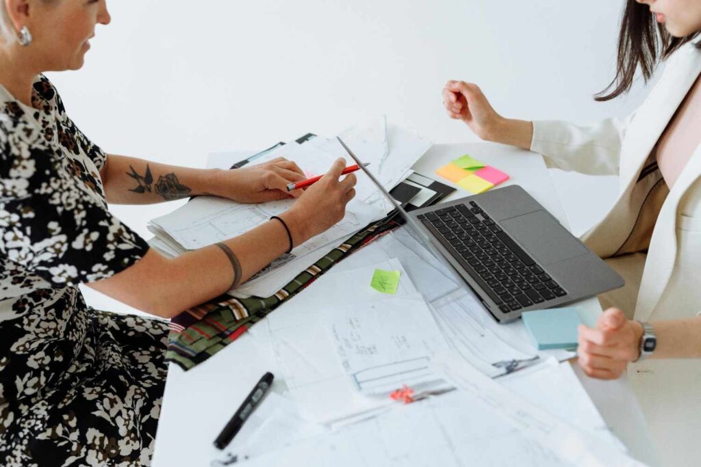 UI/UX patents may sound small, but they come up in diligence—especially if your product is consumer-facing. Investors don’t just ask, “Do you have a patent?” They ask, “Could you be infringing on someone else’s?”