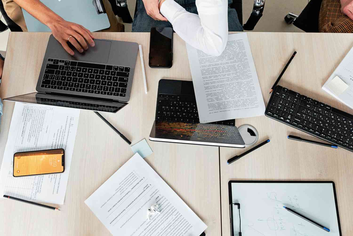 FTO doesn’t stop at launch. Discover how to monitor patents, update strategies, and keep products safe as they evolve.