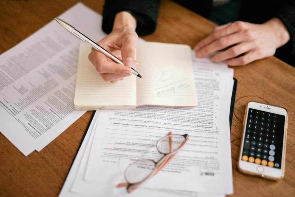 Many inventors make their drafts in Word, Google Docs, or drawing software, then export to PDF at the last minute. The problem is that not all conversion tools create PDFs that meet the strict requirements of the patent office.